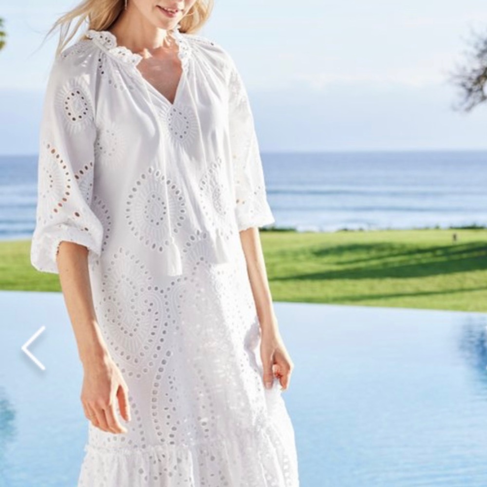 New Eyelet Shift Dress with Tassel Tie V Neck & three quarter sleeves - Picture 7 of 10